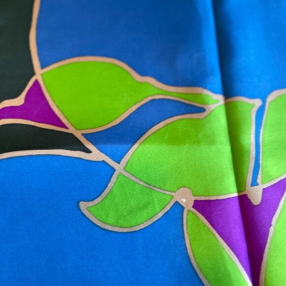 Vintage Christian Dior Silk Scarf – Floral Abstract - Picture 9 of 13